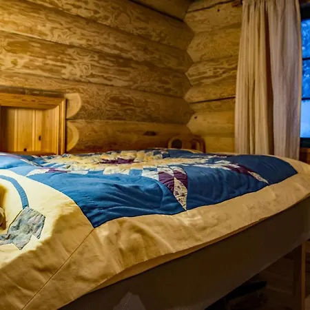 4 Bedroom Stunning In Сasa de vacaciones Rendalen